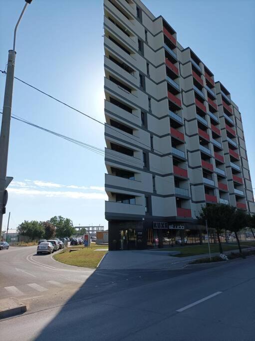 Rebreanu Residence Lux Apartmen Τιμισοάρα Εξωτερικό φωτογραφία